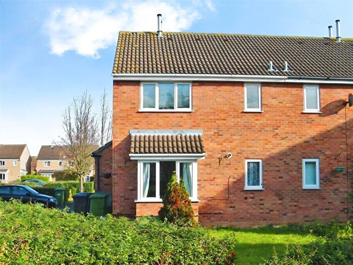 1 Bedroom End Of Terrace House To Rent In Spencer Drive, St. Ives, PE27