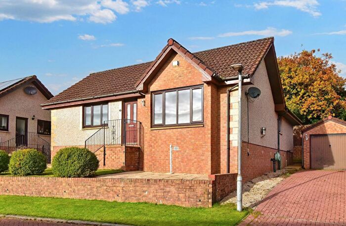 3 Bedroom Detached Bungalow To Rent In Glenalva Court, Kilsyth, G65