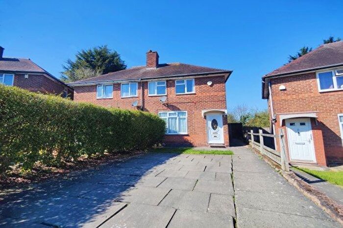 2 Bedroom Semi-Detached House To Rent In The Riddings, Birmingham, B33