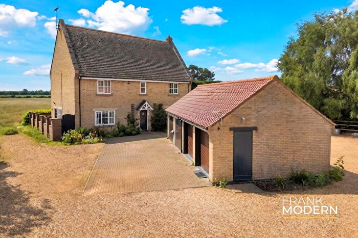 4 Bedroom Detached House For Sale In Ladds Lane, Maxey, PE6