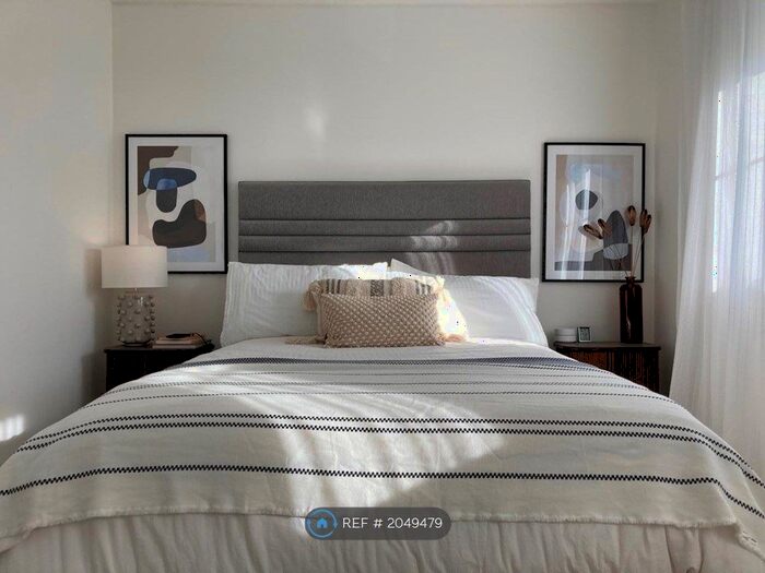 3 Bedroom Semi-Detached House To Rent In Scholars Rise, Middlesbrough, TS4