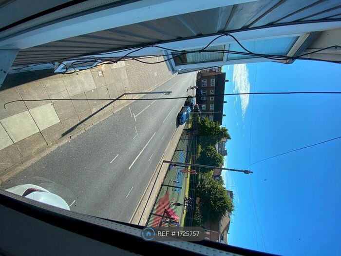 3 Bedroom Terraced House To Rent In Walmer Road, Portsmouth, PO1