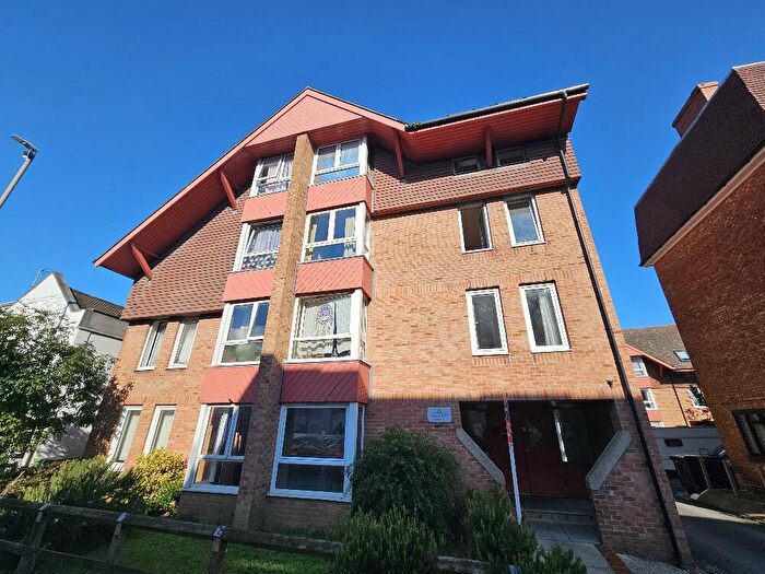 Studio To Rent In Langney Road, Eastbourne, East Sussex, BN22