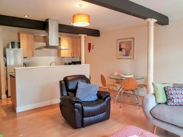 1 Bedroom Flat To Rent In York Place, Leeds, LS1