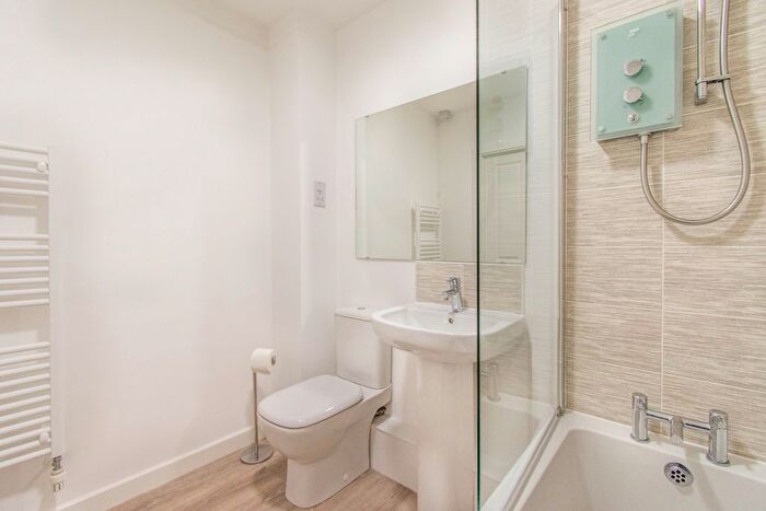 2 Bedroom Flat To Rent In Buttermere Crescent, Doncaster, DN4