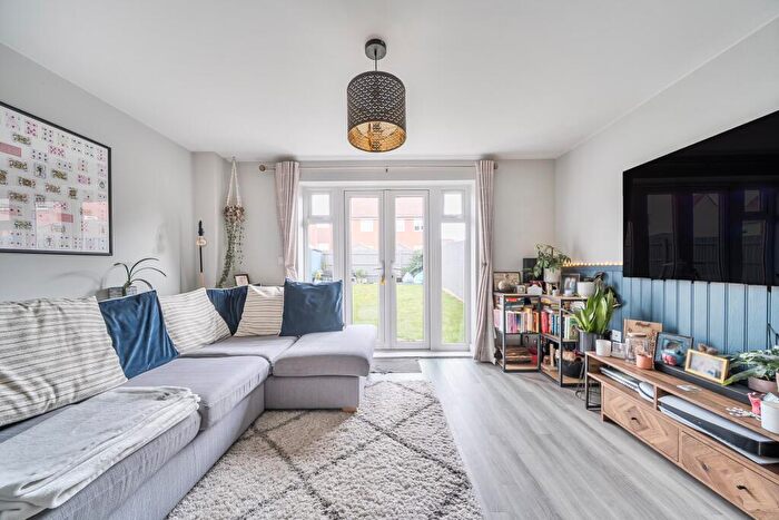 2 Bedroom Semi-Detached House For Sale In Chambray Road, Andover, SP11
