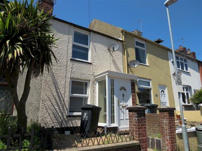 2 Bedroom House To Rent In Back Pier Plain, Gorleston, Great Yarmouth, NR31