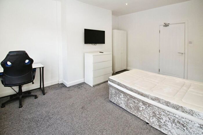 1 Bedroom Terraced House To Rent In Room, Granby Road, Leeds, West Yorkshire, LS6