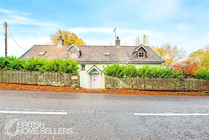 3 Bedroom Detached House For Sale In Pencarreg, Llanybydder, Carmarthenshire, SA40