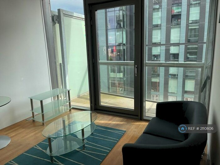 Studio To Rent In Abito, Salford, M3