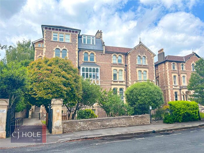 2 Bedroom Apartment To Rent In Percival Road, Clifton, Bristol, BS8