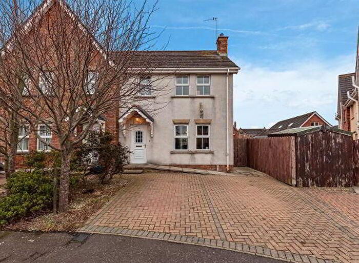 3 Bedroom Semi-Detached House For Sale In Shorelands Court, Cloughey, BT22