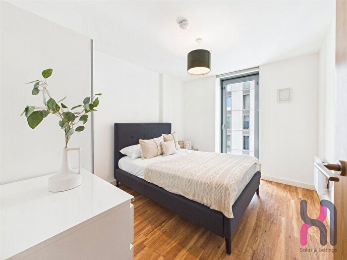 1 Bedroom Flat To Rent In Media City, Michigan Point Tower A, Michigan Avenue, Salford, M50