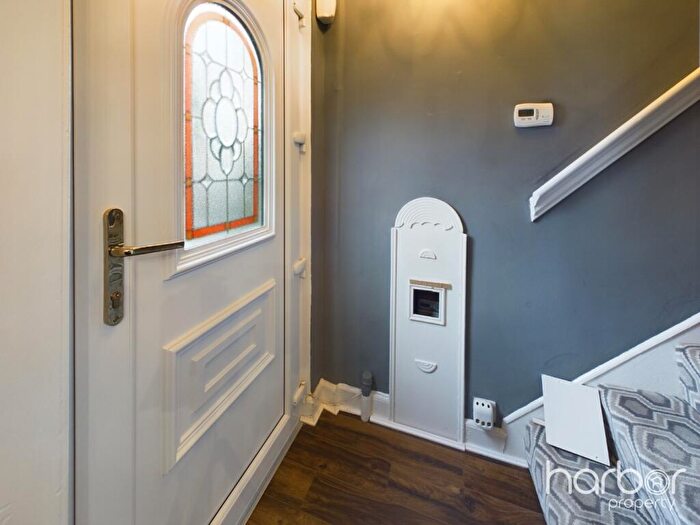 2 Bedroom Semi-Detached House For Sale In Coats Crescent, Garrowhill, Glasgow, City Of Glasgow, G69