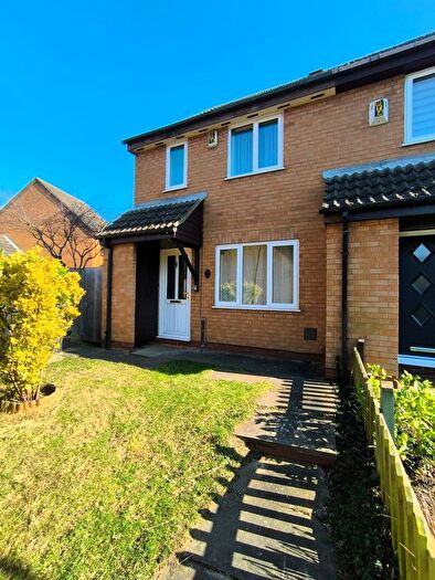 3 Bedroom Semi-Detached House To Rent In Wallingford End, Little Billing, Northampton, NN3