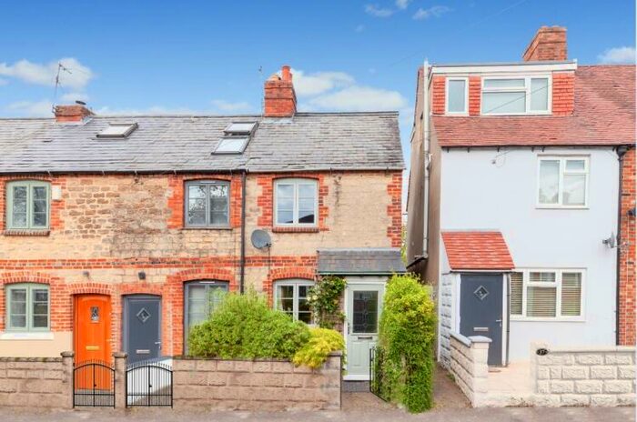 2 Bedroom End Of Terrace House To Rent In Temple Road, East Oxford, OX4