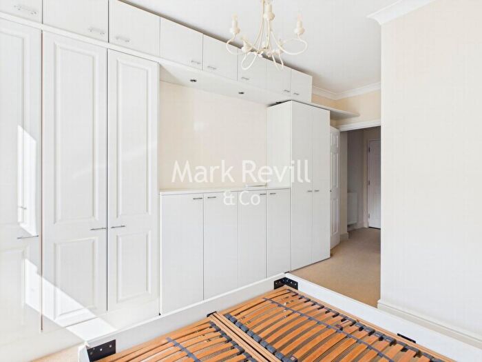 1 Bedroom Flat For Sale In Hett Close, Ardingly, RH17