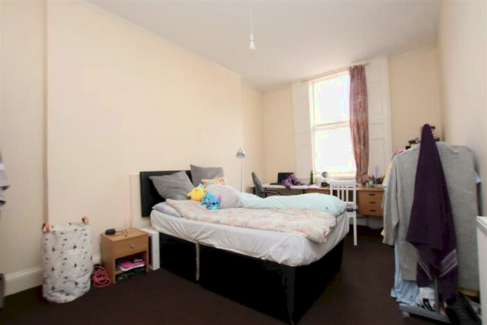 2 Bedroom Flat To Rent In Gloucester Street, Bath, BA1