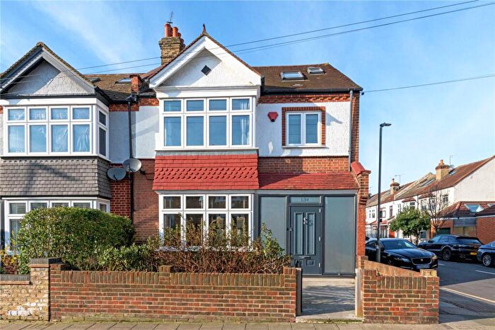 4 Bedroom End Of Terrace House To Rent In Broomwood Road, London, SW11