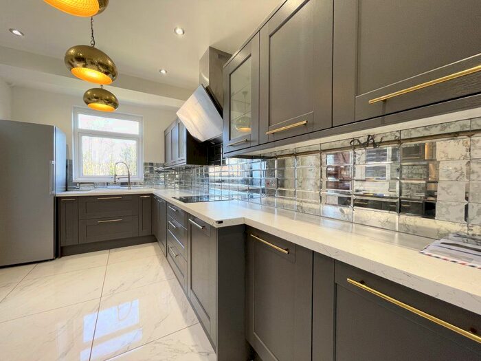 4 Bedroom Property To Rent In Nevill Road, Hove, BN3