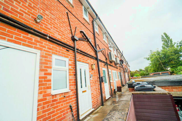 2 Bedroom Maisonette To Rent In Norley Road, CW8