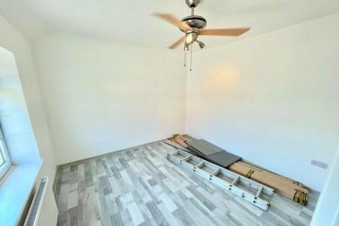 2 Bedroom Property To Rent In Parsloes Avenue, Dagenham, RM9