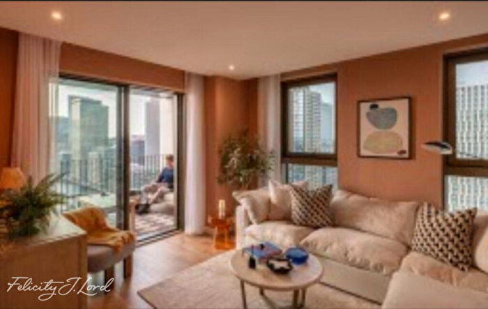 2 Bedroom Apartment For Sale In Landmark Square, London, E14