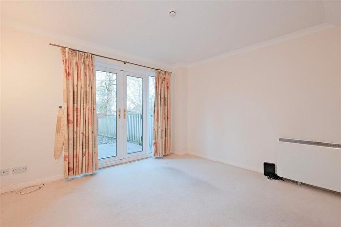 2 Bedroom Terraced House For Sale In Ailsa Court, Hamilton, ML3