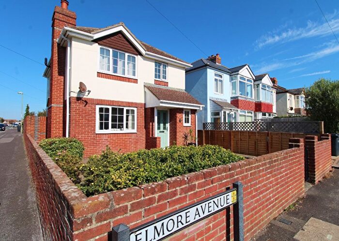 3 Bedroom Detached House For Sale In Elmore Avenue, Lee-On-The-Solent, PO13