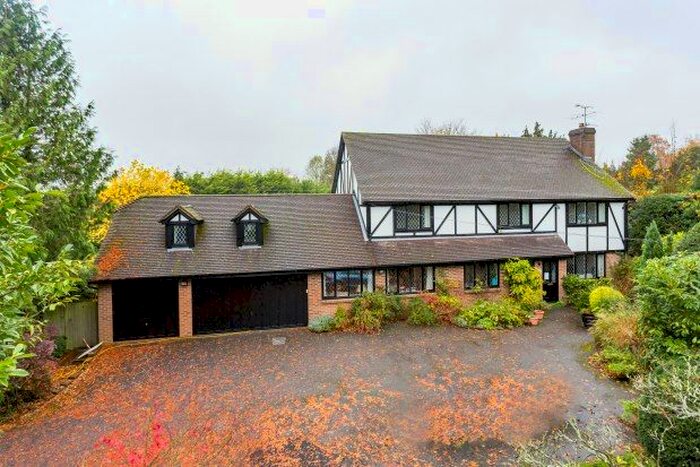 5 Bedroom Property To Rent In Lewes Road, Blackboys, TN22