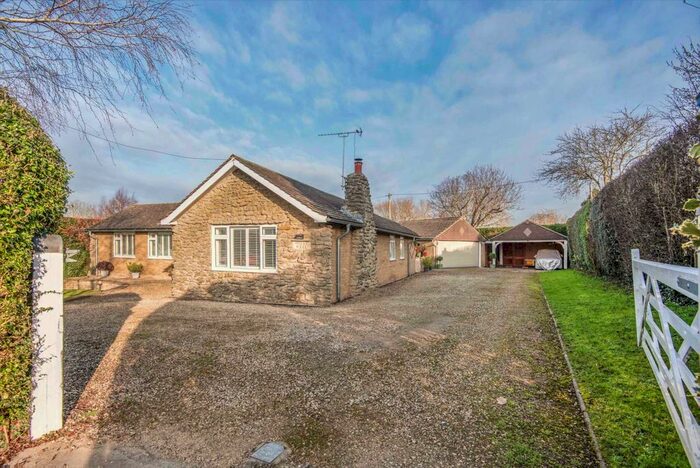 3 Bedroom Detached Bungalow For Sale In Thame Road, Towersey, OX9