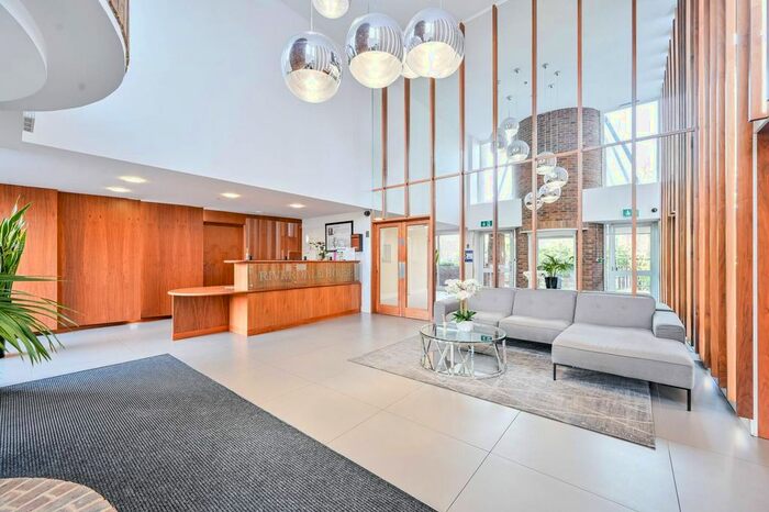 1 Bedroom Flat For Sale In Molesworth Street, Lewisham, London, SE13