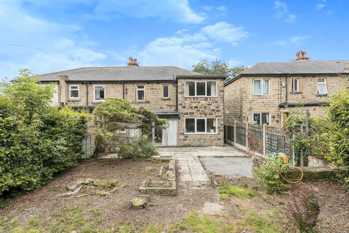 4 Bedroom Semi-Detached House For Sale In Old Lane, Hawksworth, Leeds, LS20