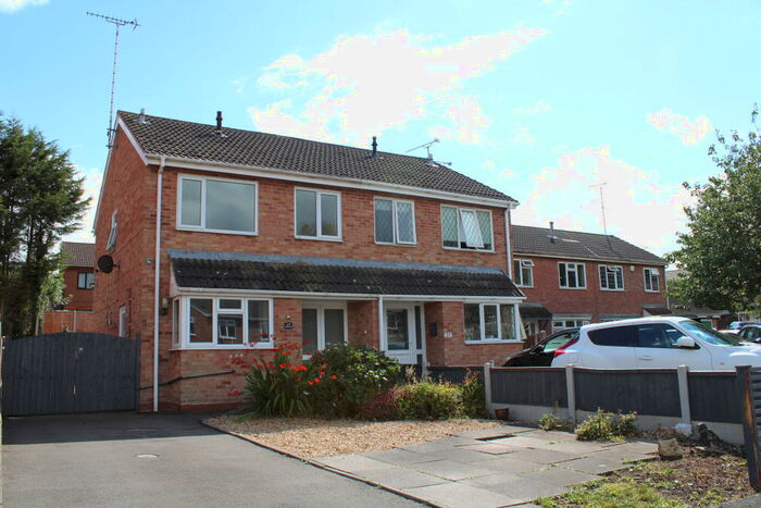 3 Bedroom House To Rent In Ashleigh Drive, Uttoxeter, ST14