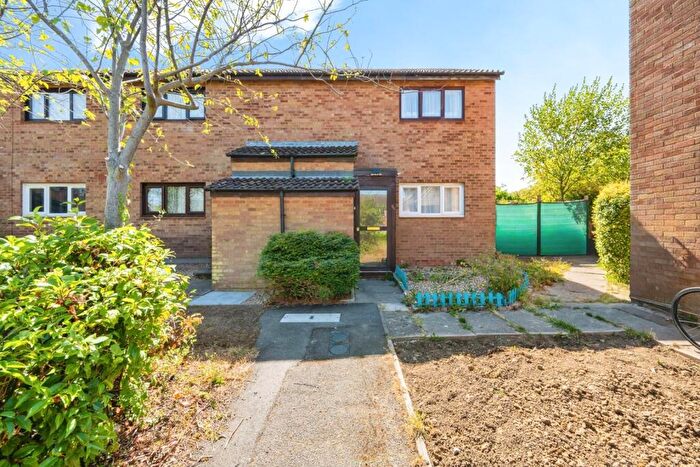 1 Bedroom Flat To Rent In Downland, Two Mile Ash, Milton Keynes, MK8