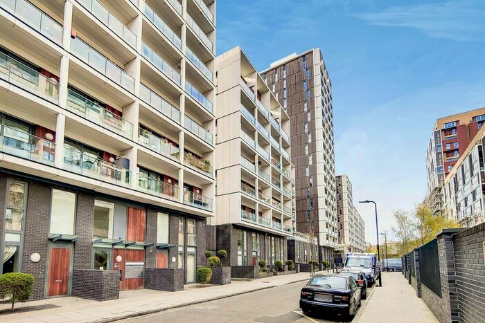 1 Bedroom Flat To Rent In Roseberry Place, Dalston, London, E8