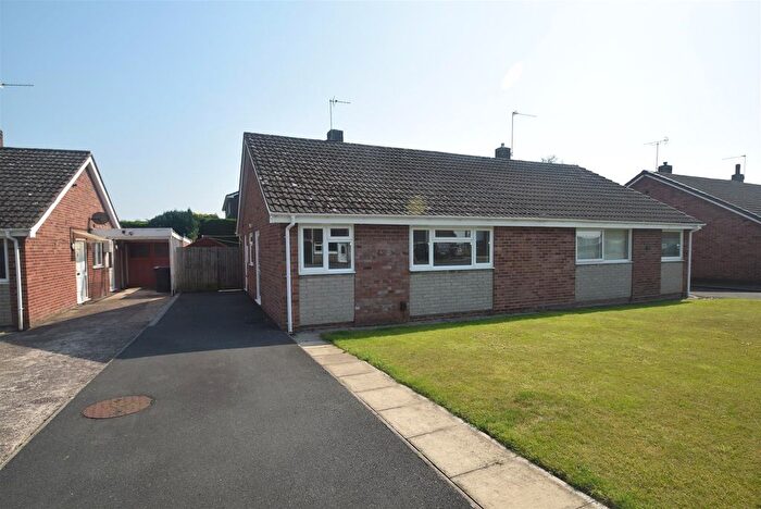 2 Bedroom Bungalow To Rent In Hampton Drive, Newport, TF10