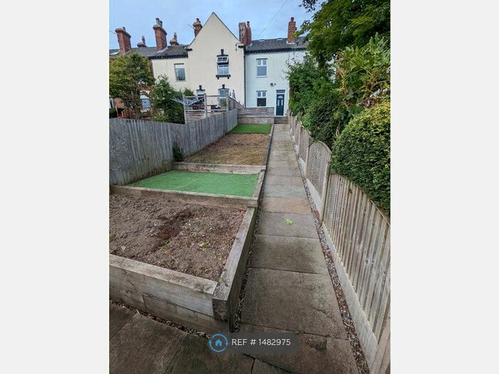 3 Bedroom Terraced House To Rent In Dennington Lane, Crigglestone, Wakefield, WF4