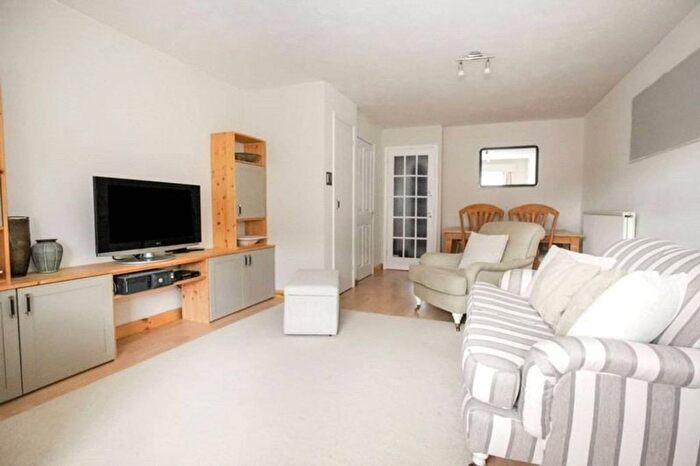 3 Bedroom Bungalow To Rent In Crop Common, Hatfield, Hemel Hempstead, AL10