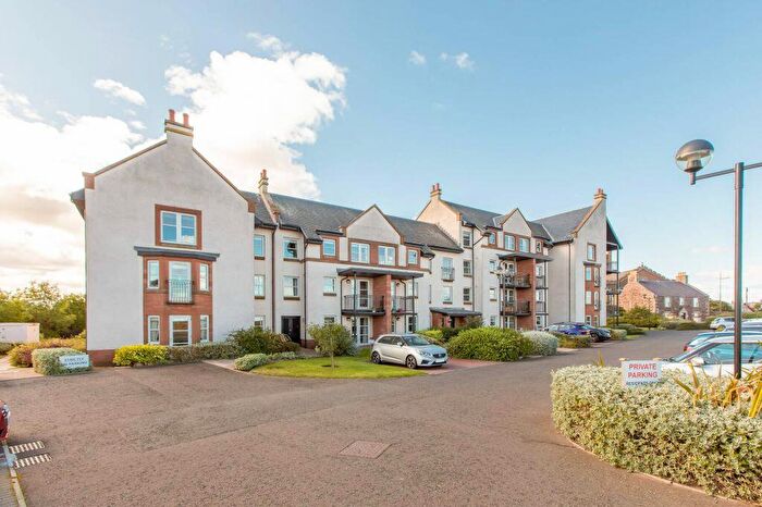 1 Bedroom Flat For Sale In Bellevue Court, Dunbar, EH42