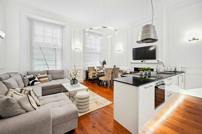 2 Bedroom Flat To Rent In Bryanston Square, London, W1H