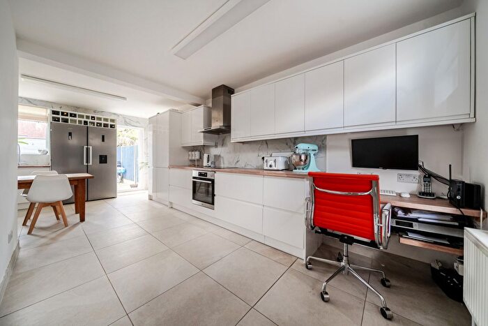 3 Bedroom Terraced House For Sale In Turpington Lane, Bromley, BR2