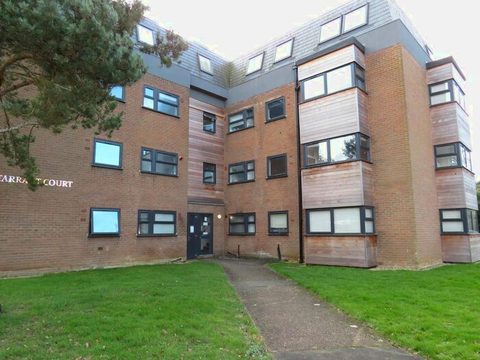 2 Bedroom Flat To Rent In Ingleside Drive, Stevenage SG1