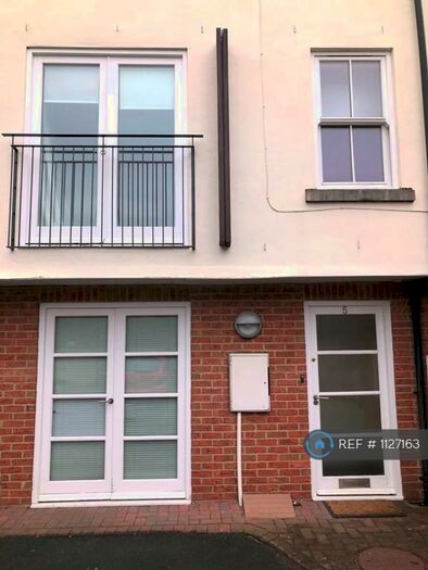 2 Bedroom Maisonette To Rent In Mornington Mews, Harrogate, HG1