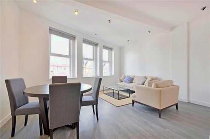 3 Bedroom Flat To Rent In Randolph Avenue, Maida Vale, Little Venice W9