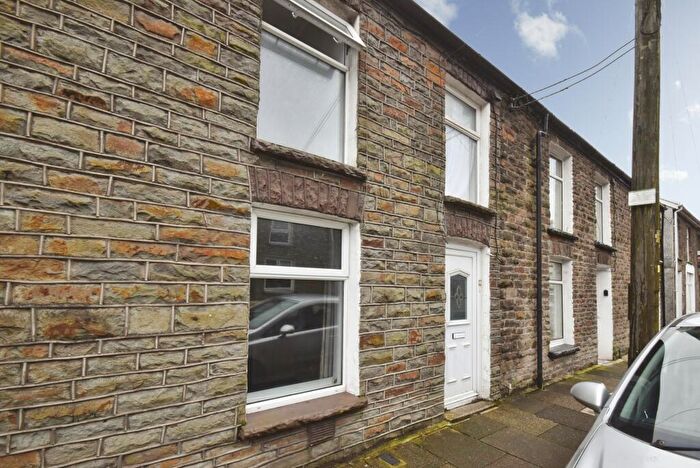 3 Bedroom Terraced House To Rent In Edmondstown Road, Tonypandy, CF40