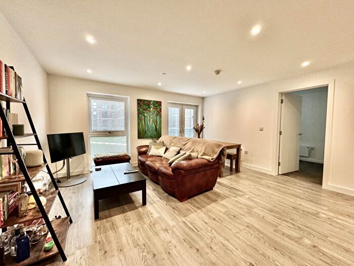 2 Bedroom Apartment To Rent In Alexandra Park, Willow Road, Leeds, LS4