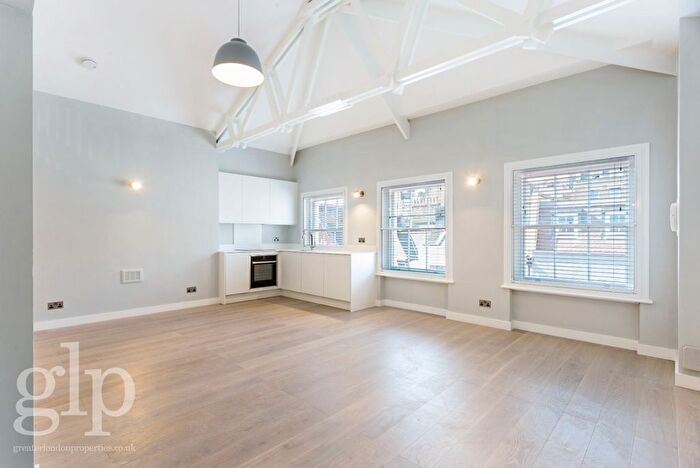 Studio To Rent In Gerrard Street, Soho, W1D