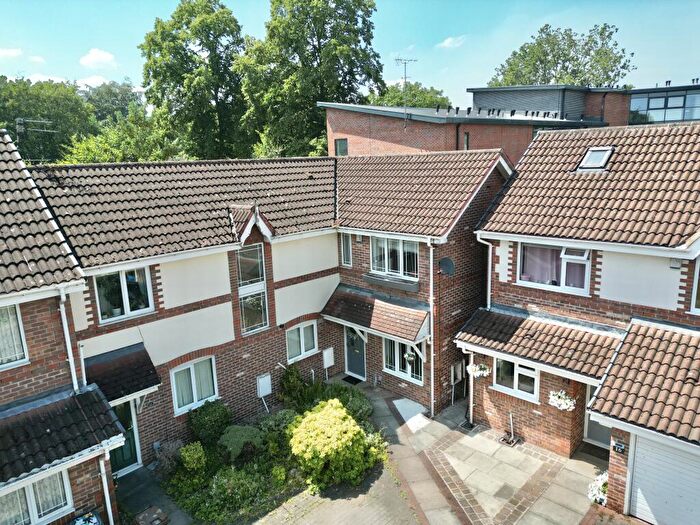 3 Bedroom Semi-Detached House For Sale In Mainwaring Terrace, Manchester, M23
