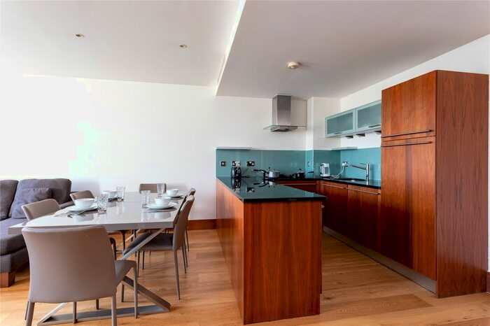 2 Bedroom Flat To Rent In Parkview Residence, Baker Street, Marylebone, London, NW1